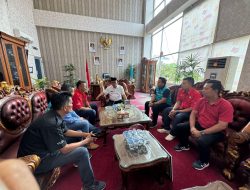 Jalin Silaturahmi dengan Bupati Pasaman Barat Terpilih, PLN Eratkan Sinergi dan Berikan Penghargaan PJU
