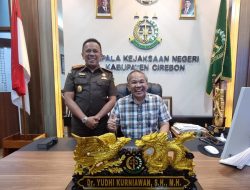 Dari Silaturahmi Menjadi Inspirasi: Dr. Aqua Dwipayana Bangkitkan Semangat Kejari Cirebon