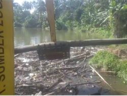 Temukan Sampah Berserakan di Aliran Sungai, JKA Geram
