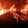 Kebakaran Hanguskan Kos-kosan Berlantai Dua di Kota Padang, Kerugian Capai 700 Juta
