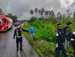 Hilang Kendali, Minibus Masuk Jurang Sedalam 20 Meter, Tiga Orang Luka-luka