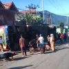 Bus ALS Terbalik di Padang Panjang, Belasan Penumpang Terjebak dan Terjepit