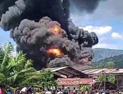 Breaking News, Kebakaran Hebat Hanguskan Pabrik Karet di Lubuk Begalung Padang