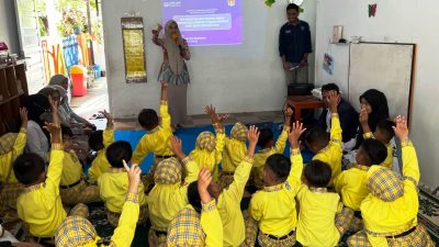 Kegiatan Edukasi Child Grooming Departemen Psikologi Universitas Negeri Padang di Nagari Persiapan Gadut, Rabu (23/07/2025)