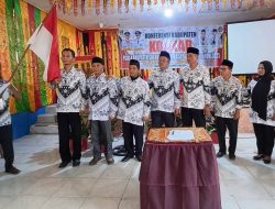 Asbandi Pimpin PGRI Solok Selatan Periode 2025-2030