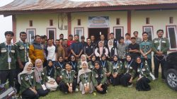 Tim LPM UNP bersama Mahasiswa usai kegiatan pelatihan di Nagari Singgalang, Kecamatan X Koto, Kabupaten Tanahdatar.
