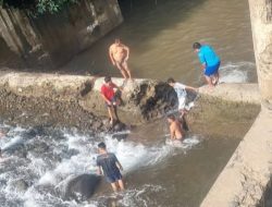 Perumda AM Padang Imbau Masyarakat tak Buang Sampah di Sungai
