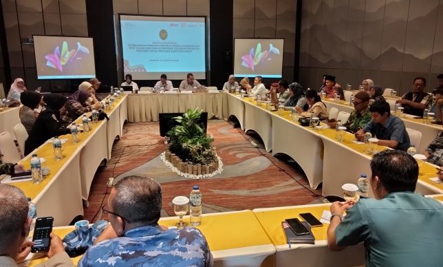 Rakor Indeks Kemerdekaan Pers yang dilaksanakan Kemenko Polkam di Hotel Santika, Kamis (14/08/2025).