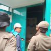 Jelang Hari Kemerdekaan, Satpol PP Gandeng PLN UID Sumbar Tertibkan PKL Sekitar Gardu Listrik