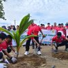 Bersama Pimpinan Instansi Vertikal, PLN Sumbar Hijaukan Pesisir Pantai Padang