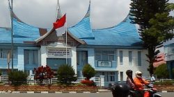 Kantor Perumdam Tirta Serambi Padangpanjang yang menunggu direktur baru