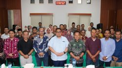 Ketua Bawaslu RI DR Rahmat Bagja ketua Bawaslu RI,bersama Anggota Bawaslu, Koordinator divisi Pencegahan, Partisipasi Masyarakat dan Hubungan Masyarakat, Staf divisi se-Sumatera Barat