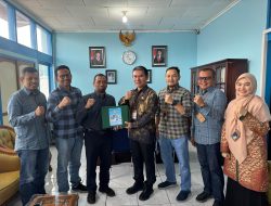 PLN UP3 Bukittinggi Sambut Hari Pelanggan Nasional, Kunjungi PDAM Tirta Jam Gadang