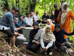 Ziarah ke Mak Tuo Non Samad, Makna Tersendiri di Awal Pulang Basamo Dr Aqua