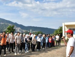 Dukung World Cleanup Day 2025, PT Semen Padang Gelar Selasa Bergoro di MTs Lubuk Kilangan