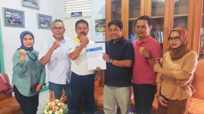 PWI Sumbar Serahkan Rekomendasi Dukungan ke Hamdanus untuk Ketua KONI