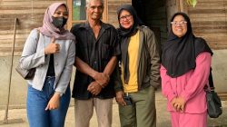 Sinergi Baitulmal Jum’at Berkah bersama PT. PLN ULP Payakumbuh dan PT. PLN Electricity Services hadirkan program sambungan listrik gratis bagi Edi Warman (70), warga Kelurahan Padang Tangah Payobadar, Kota Payakumbuh.