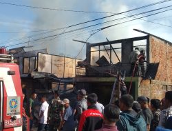 Dua Ruko dan Satu Rumah di Limbanang Tinggal Puing