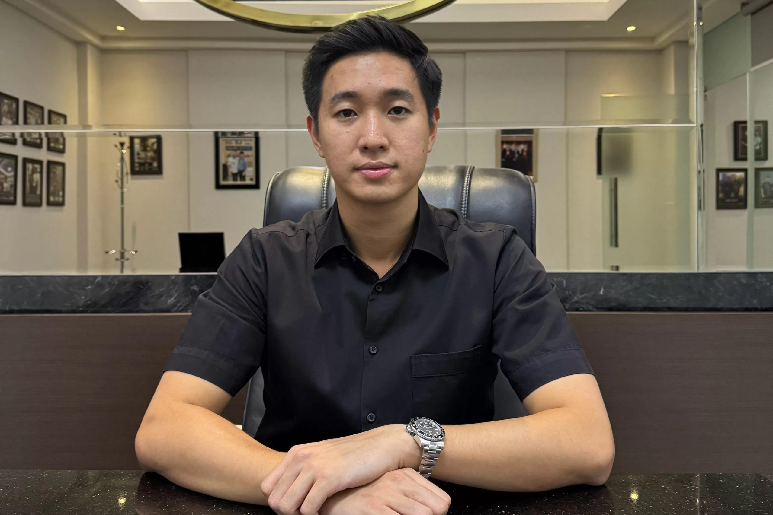 Kuasa hukum PT Jawa Pos, Daniel Julian Tangkau, menegaskan bahwa status tersangka Nany Widjaja dalam kasus dugaan penggelapan uang perusahaan senilai Rp 89 miliar masih tetap berlaku.(Istimewa)
