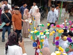 Warga Bomas Kotobaru Antusias Ikuti Festival Maarak Bungo Lamang