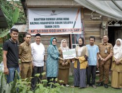 TP-PKK Solok Selatan Salurkan Bantuan Sosial