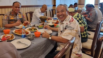 Makan Siang Bersama Sang Jenderal: Keteladanan di Meja Sederhana Irjen Pol Dr Gatot Tri Suryanta