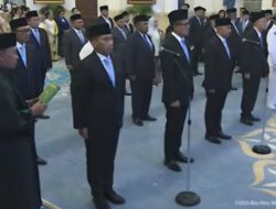 Presiden Prabowo Resmi Lantik Dony Oskaria sebagai Kepala BP BUMN