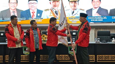 Gubernur Lepas Kontingen PON Beladiri Sumbar: “Berangkat, Bertanding, Menang!”