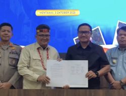 Bank Indonesia Sumbar Hibahkan Dua Genset untuk Pemkab Mentawai