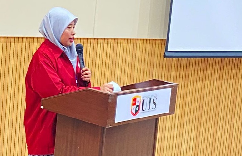 perangkat Desa Taluak, Kecamatan Pariaman Selatan, Kota Pariaman, Rina Ariani, M.A