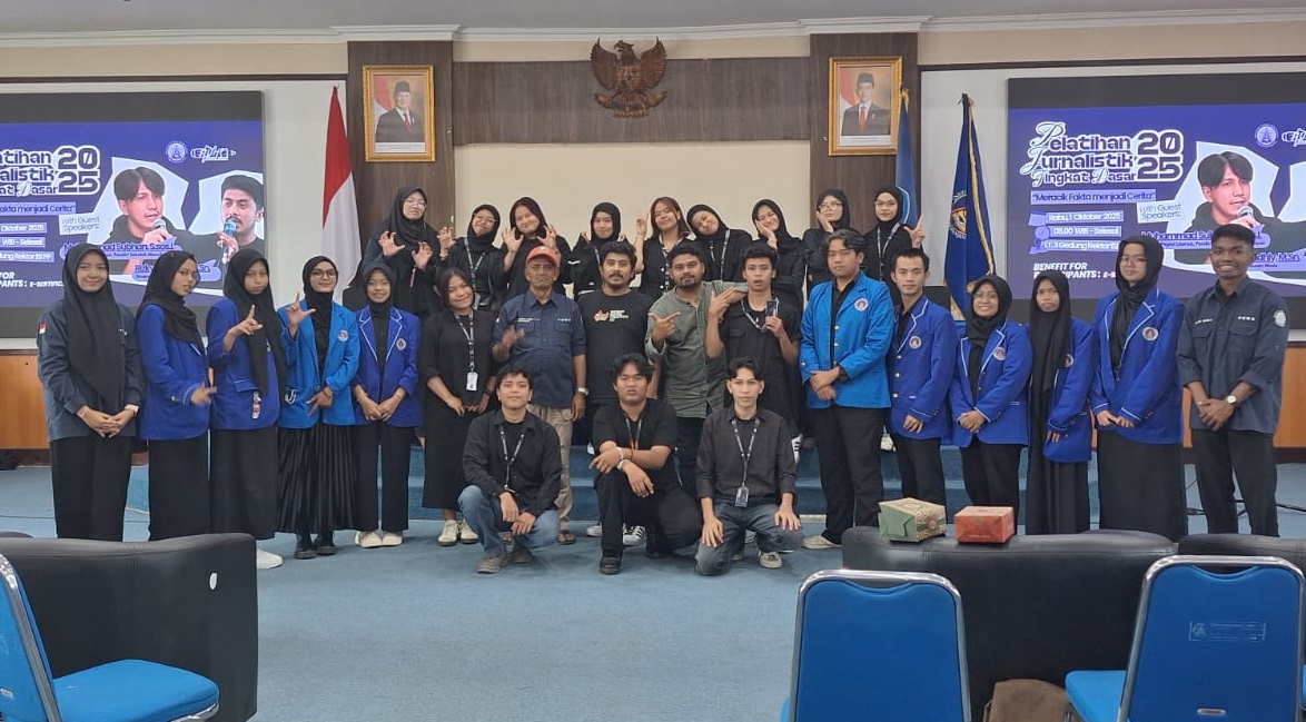 Peserta kegiatan PJTD UKM Pers Pituluik ISI Padangpanjang bersama Pembimbing dan Narasumber Pelatihan.