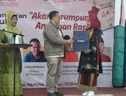 Eka Teresia Guru SMKN 6 Padang Raih Juara Internasional