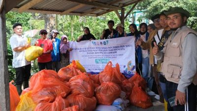 Bantuan yang disalurkan Tim Pengabdian Masyarakat ISI Padangpanjang terhadap korban banjir bandang di Nagari Paninggahan, Kabupaten Solok.