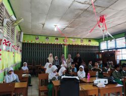 Tim Pengabdian Masyarakat PNP Berikan Edukasi Tanggap Bencana Murid MIN 5 Padang