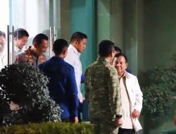 Tiba di Padang, Kapolri Dampingi Presiden Rapat Penanggulangan Bencana Alam