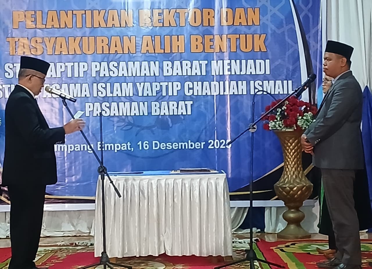 Dr. Iswandi,MA dilantik sebagai Rektor Institut Agama Islam YAPTIP Chadijah Ismail oleh Ketua Yayasan Chadijah Ismail H. Syamsul Rizal, SH, Selasa (16/12/2025).
