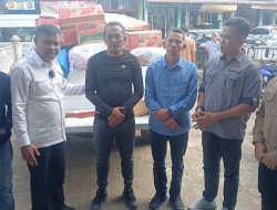 Komisi II DPRD Sumbar Serahkan Bantuan Sembako di Talamau
