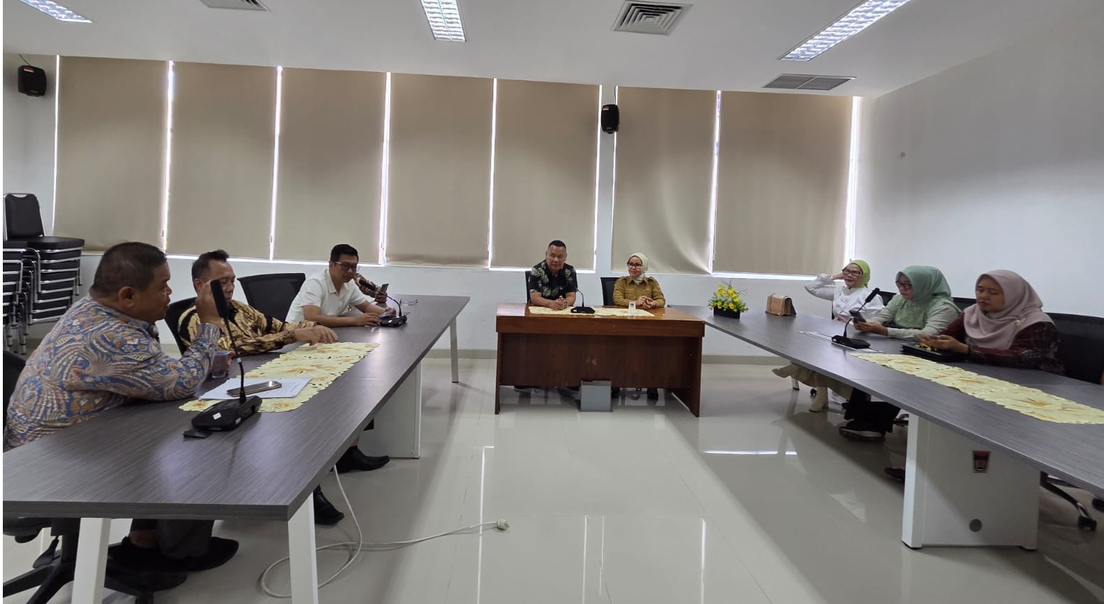 Komisi D DPRD Serdang Bedagai melakukan kunjungan kerja ke DPRD Kota Padang.