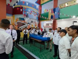 Sinergi PLN UID Sumbar dan Poltek Pelayaran Sumbar dalam Gerakan Nanam Pohon, Menjaga Bumi Merawat Masa Depan