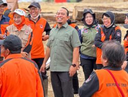 Ketua DPRD Pimpin Gotong Royong Pemulihan Banjir di Gurun Laweh