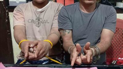 Tersangka penyalahgunaan Narkotika saat diamankan Tim Phantom Polres Payakumbuh, Jum’at (02/01/2025).