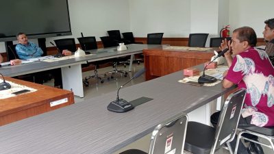 Rapat Dengar Pendapat antara Komisi II yang dipimpin Surya Jufri Bitel bersama manajemen PT Semen Padang di gedung parlemen, Jumat (23/01/2026).