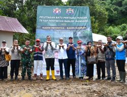 KADIN Gunakan SEPABLOCK untuk Pembangunan 10 Huntap di Kampung Talang