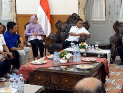 Gubernur Banten Andra Soni Sambut Kontingen PWI Sumbar di HPN 2026, Angkat Isu Pendidikan Gratis dan PON 2032