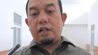 Ketua DPRD Kota Padang Muharlion