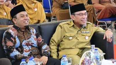 Ketua DPRD Kota Padang Muharlion bersama Wakil Wali Kota Maigus Nasir saat pembukaan Lomba Cerdas Al-Qur’an
