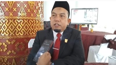 Ketua DPRD Kota Padang Muharlion