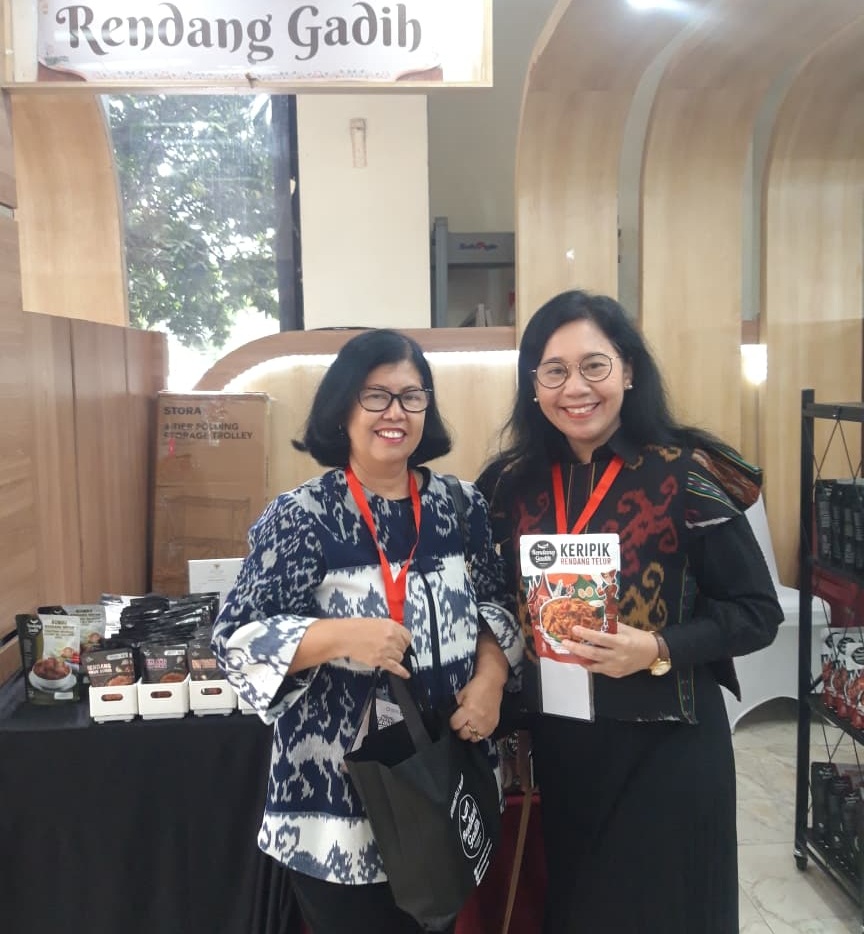 Stand Rendang Gadih di Bazar Ramadan DWP Kementrian Perindustrian di Jakarta