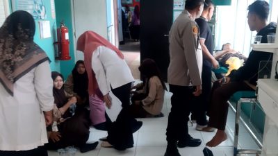 Puluhan pelajar SMAN 1 Sungai Rumbai mengalami gangguang kesehatan usai mengkosumsi MBG