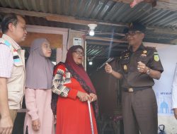 Sinergi Penyalaan Serentak LUTD, PT PLN (Persero) UID Sumatera Barat Berbagi Cahaya di Bulan Ramadhan Bersama Kajati Sumatera Barat